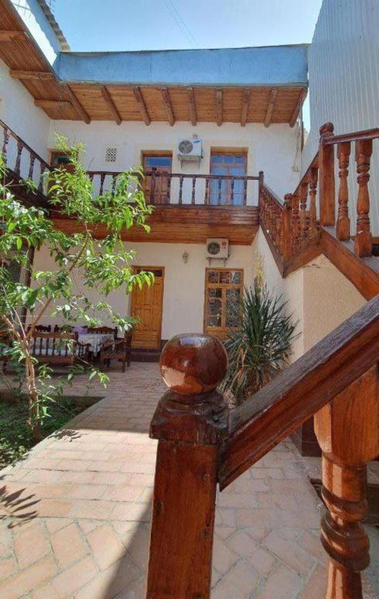 Antique Hotel In Old Town Bukhara Exterior foto