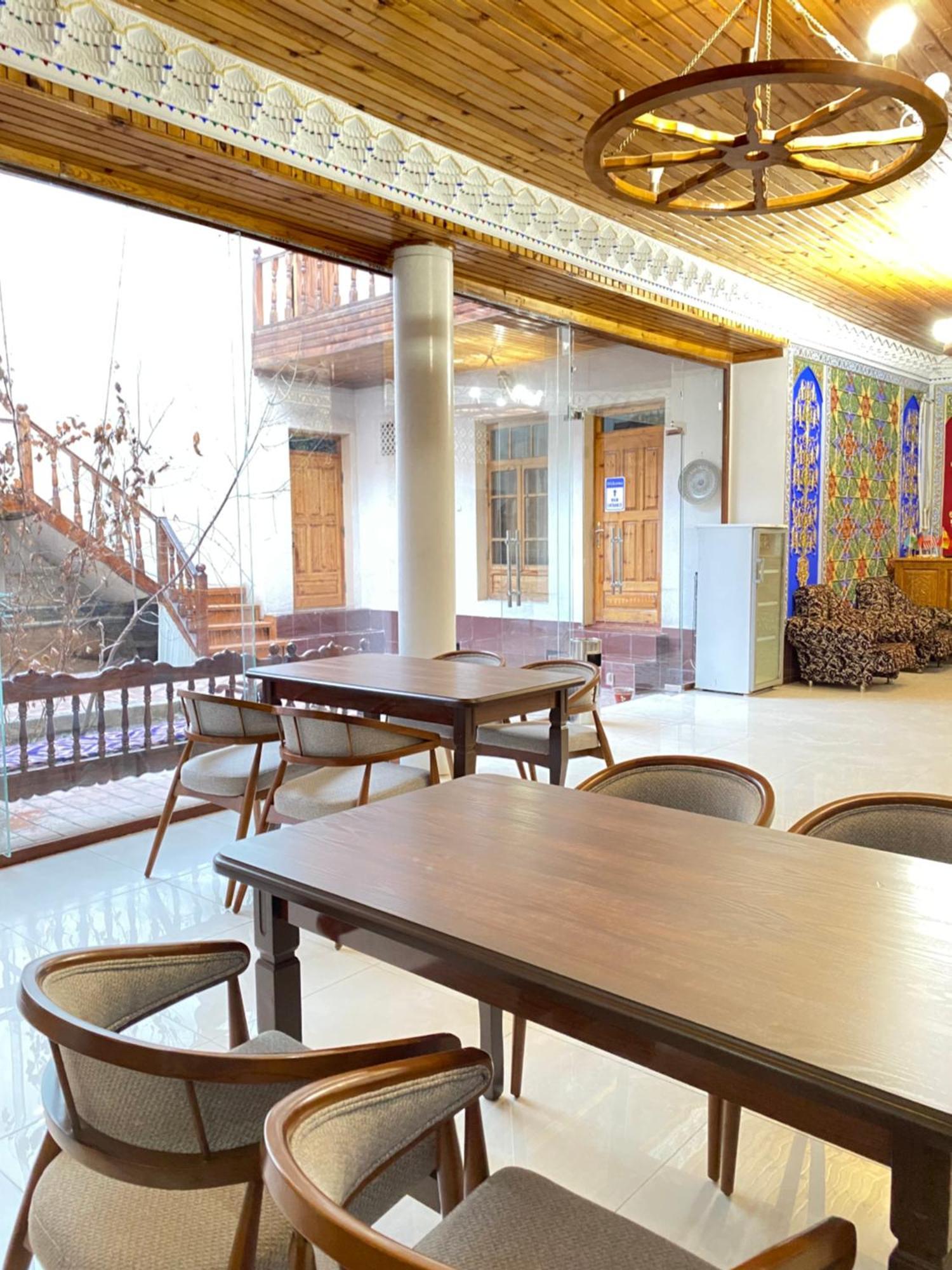 Antique Hotel In Old Town Bukhara Exterior foto