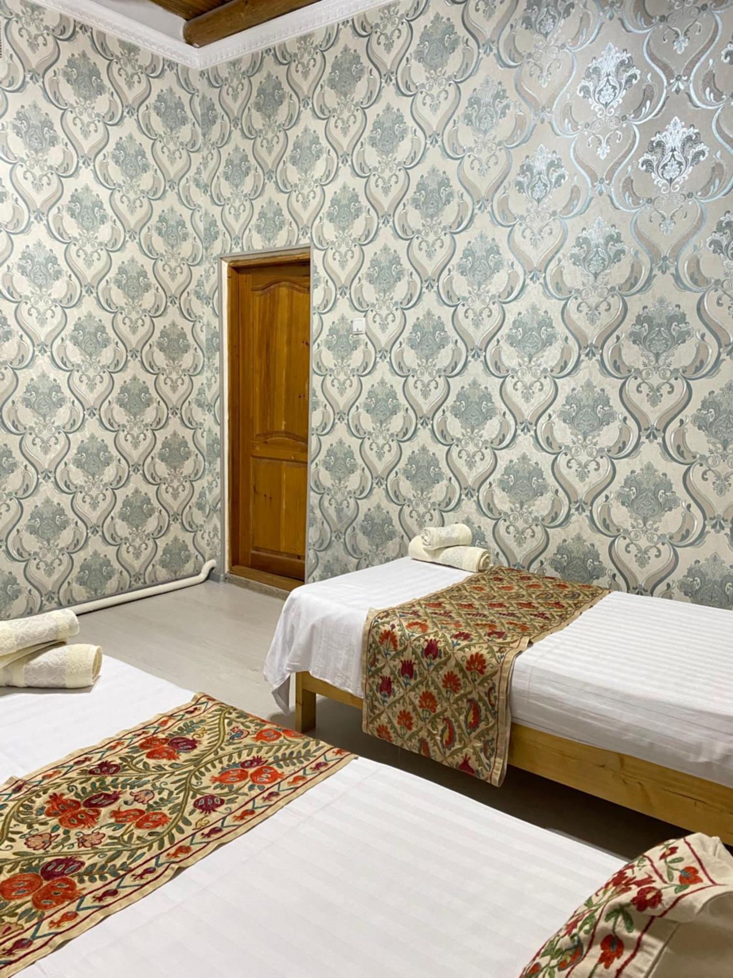 Antique Hotel In Old Town Bukhara Exterior foto